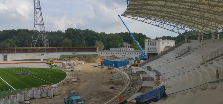 Z CYKLU CIEKAWE ZLECENIA :  Montaż zadaszenia – stadion Olimpijski we Wrocław